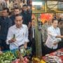 Presiden Joko Widodo Disambut Meriah Oleh Warga Indonesia Di Pasar Chow Kit, Siap Nyanyi Lagu Kebang